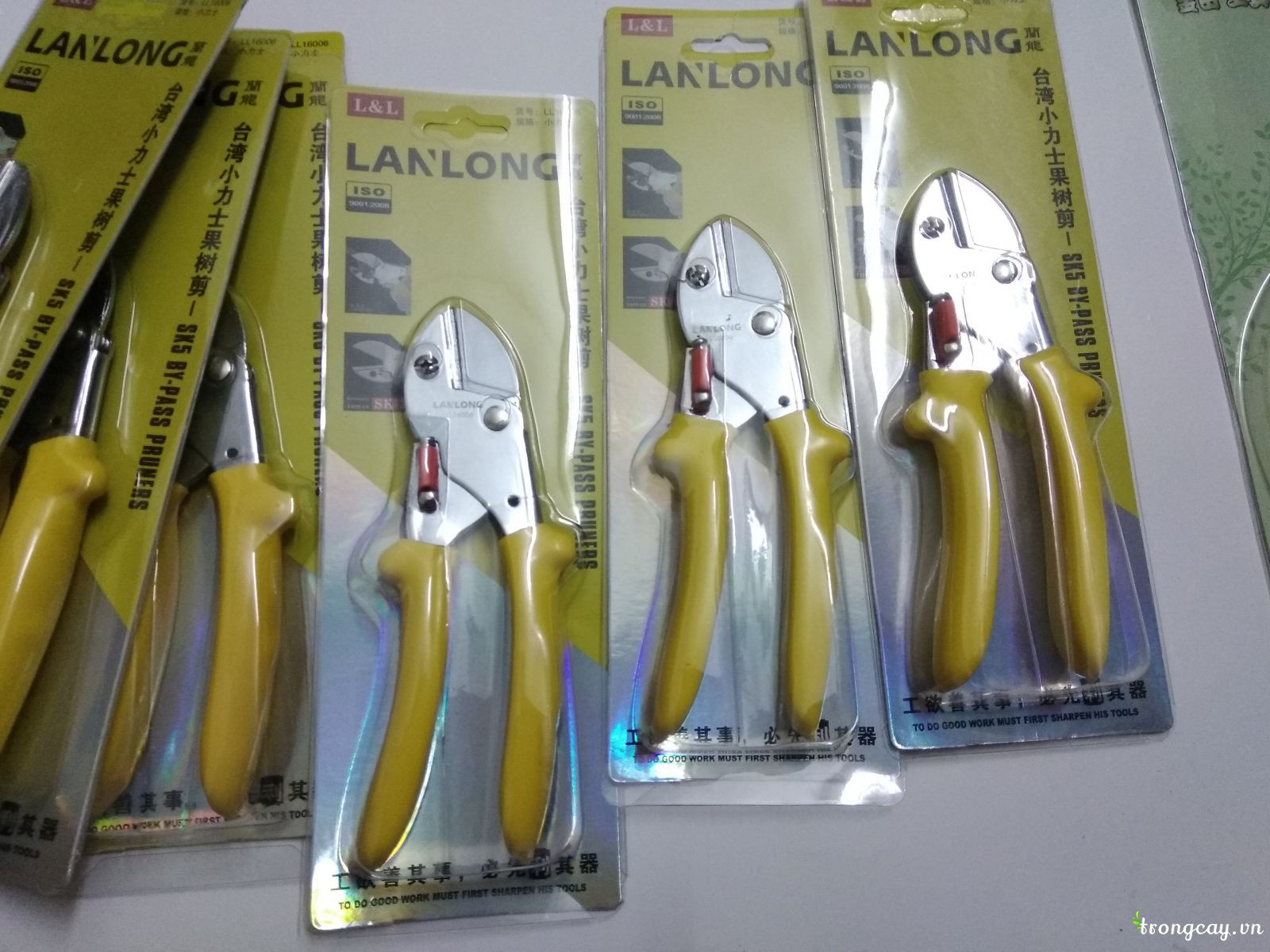 kéo cắt cành cộng lực